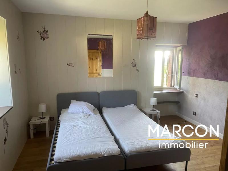 Maison - 291 m² - 11 pièces