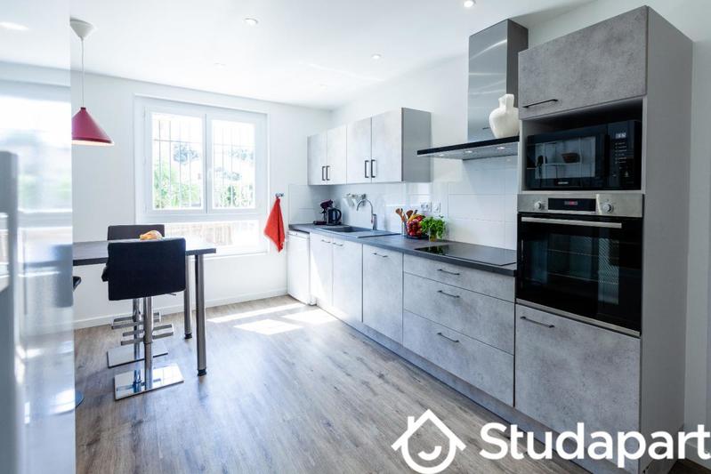 Chambre - 11 m² - 1 pièce