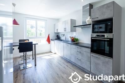 Chambre - 11 m² - 1 pièce