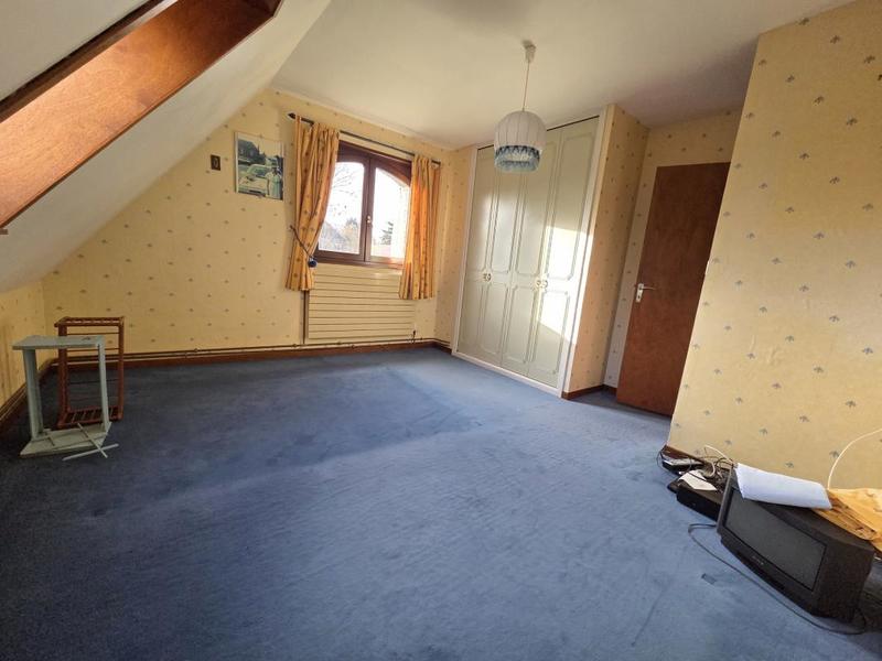 Pavillon - 168 m² - 8 pièces