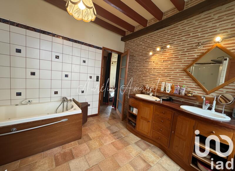 Maison de campagne - 227 m² - 7 pièces