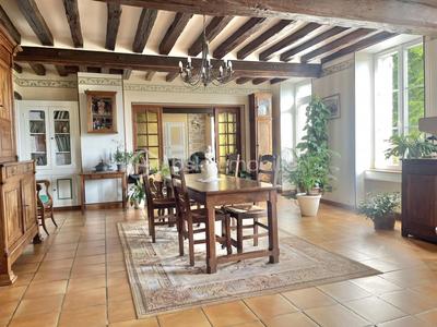 Corps de ferme - 200 m² - 7 pièces