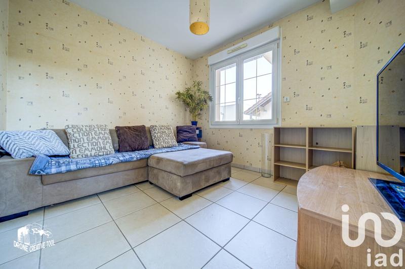 Maison - 219 m² - 9 pièces