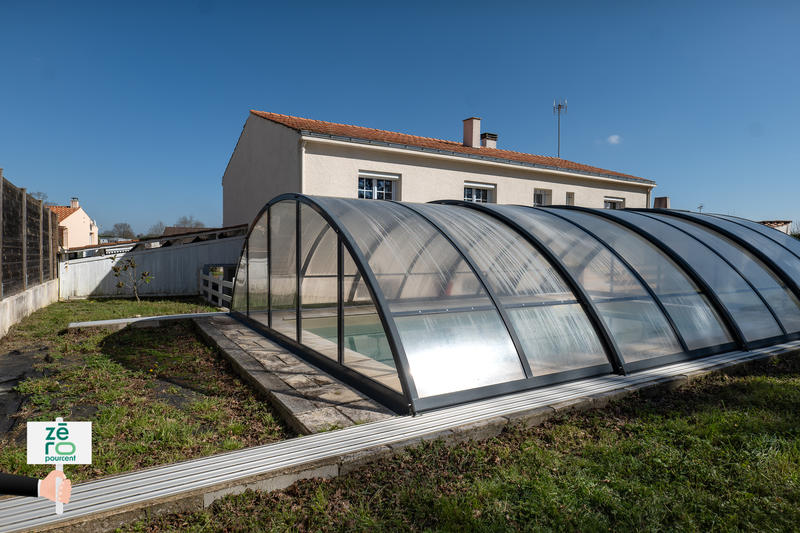 Maison - 97 m² - 5 pièces