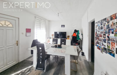 Maison - 111 m² - 7 pièces