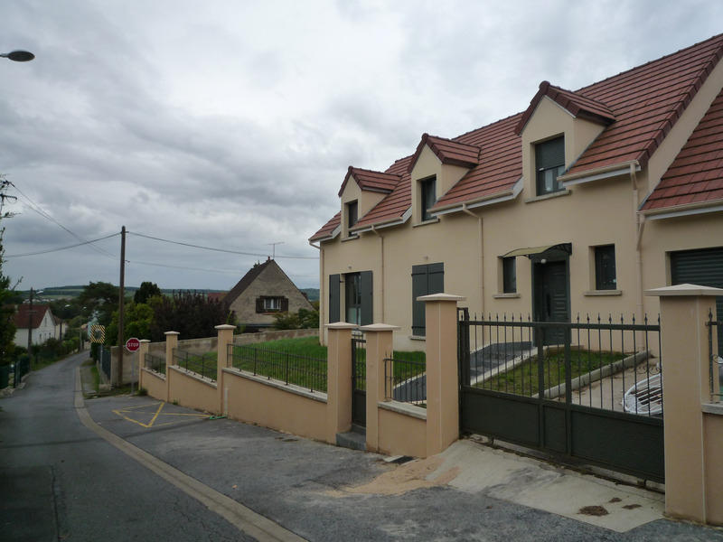 Maison - 180 m² - 7 pièces