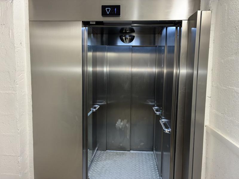 Parking / Garage - 16 m²