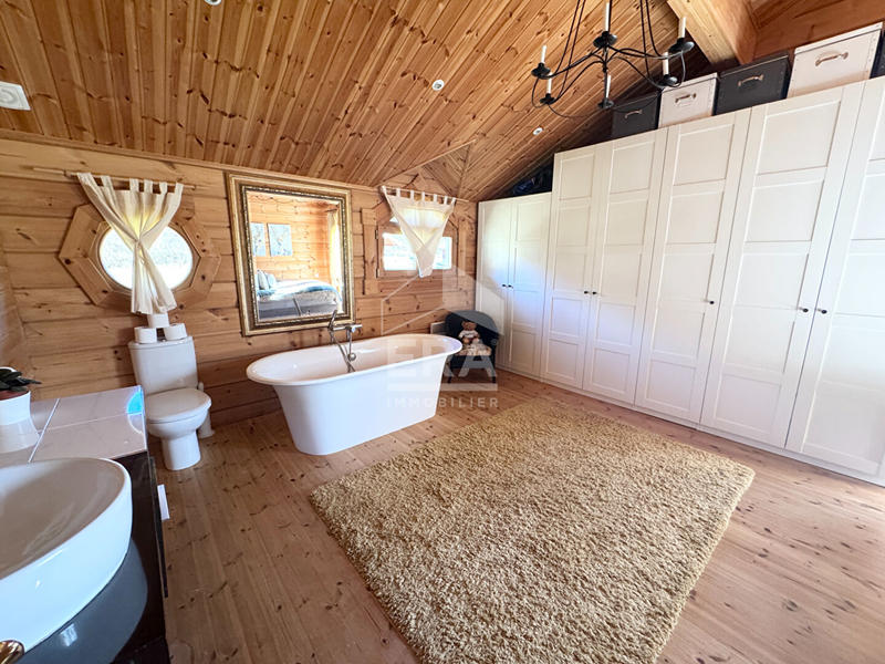 Maison - 157 m² - 5 pièces