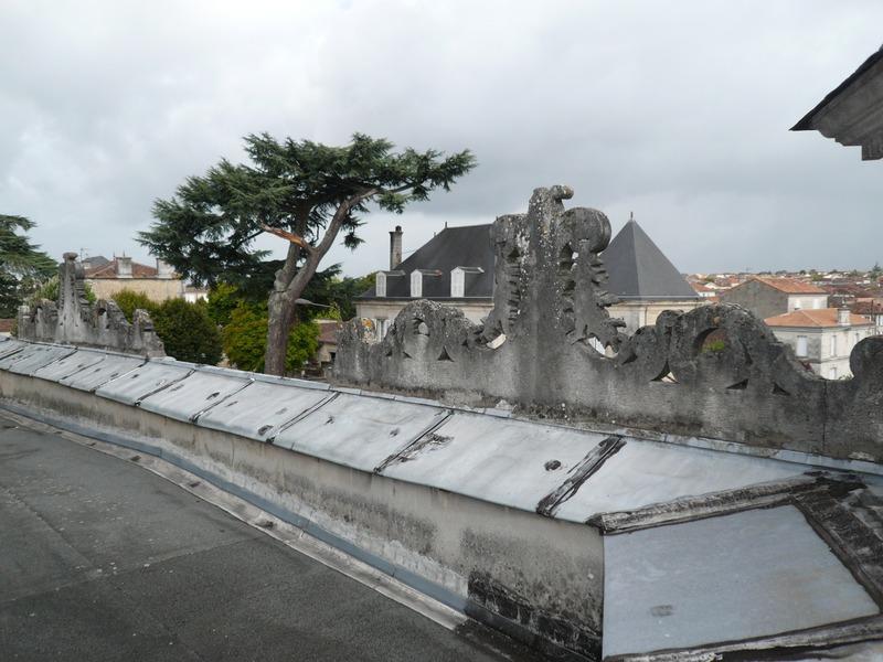 Maison bourgeoise - 230 m² - 9 pièces