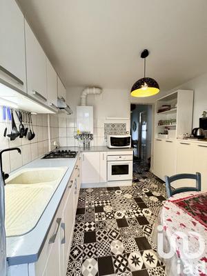 Maison - 93 m² - 5 pièces