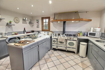 Maison - 143 m² - 5 pièces