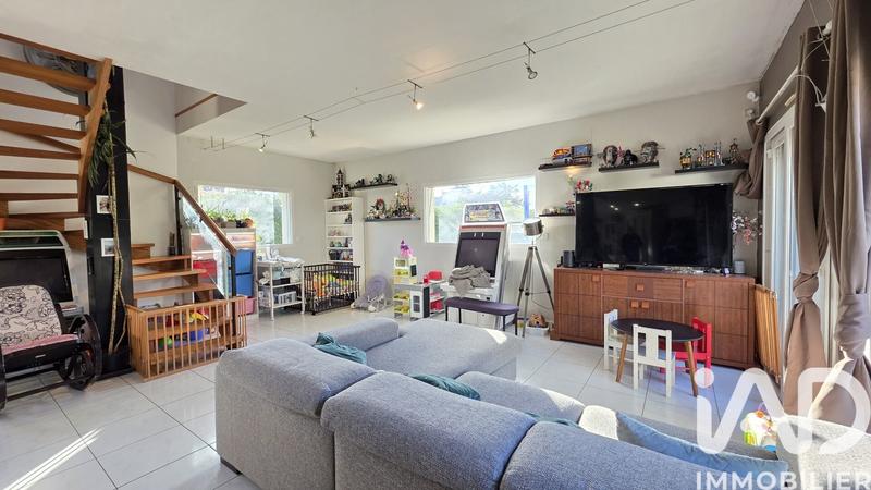 Maison - 170 m² - 8 pièces