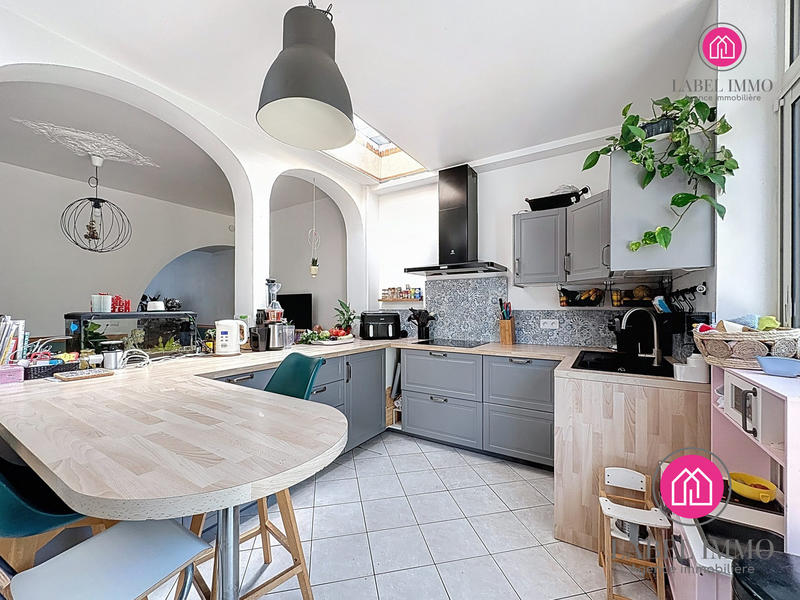 Maison - 110 m² - 5 pièces