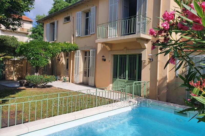 Maison de ville - 190 m² - 5 pièces