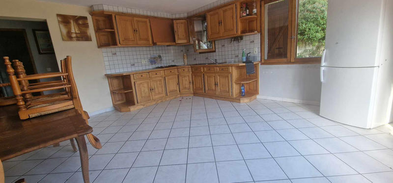 Villa - 250 m² - 9 pièces