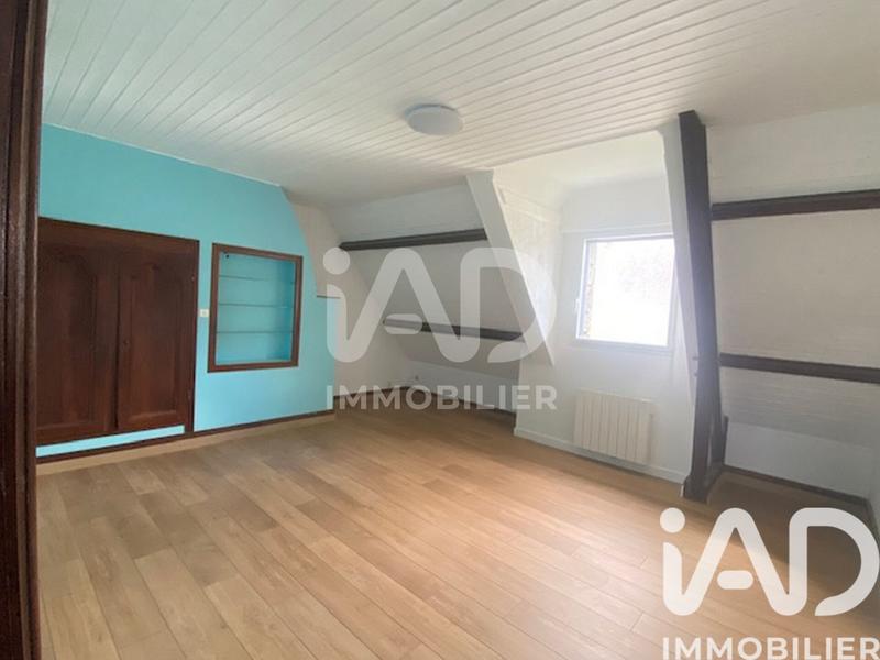 Maison - 224 m² - 7 pièces