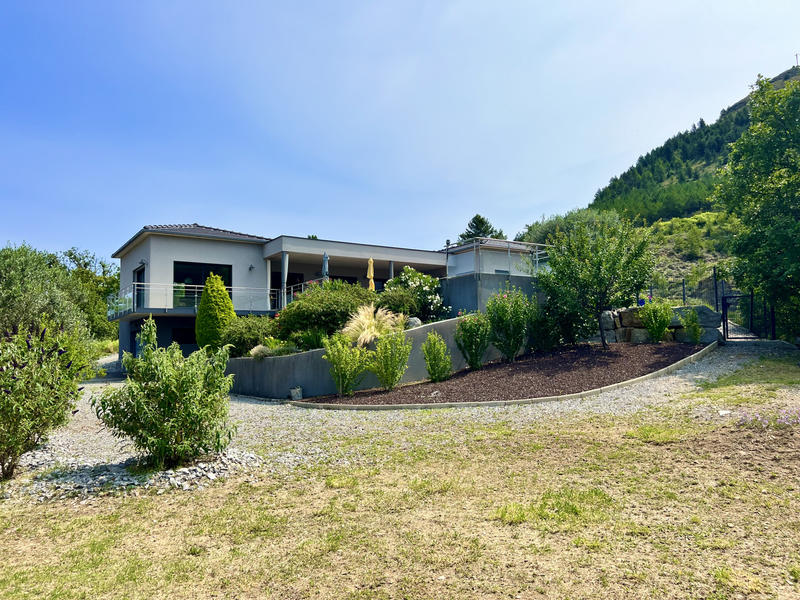 Maison - 159 m² - 5 pièces