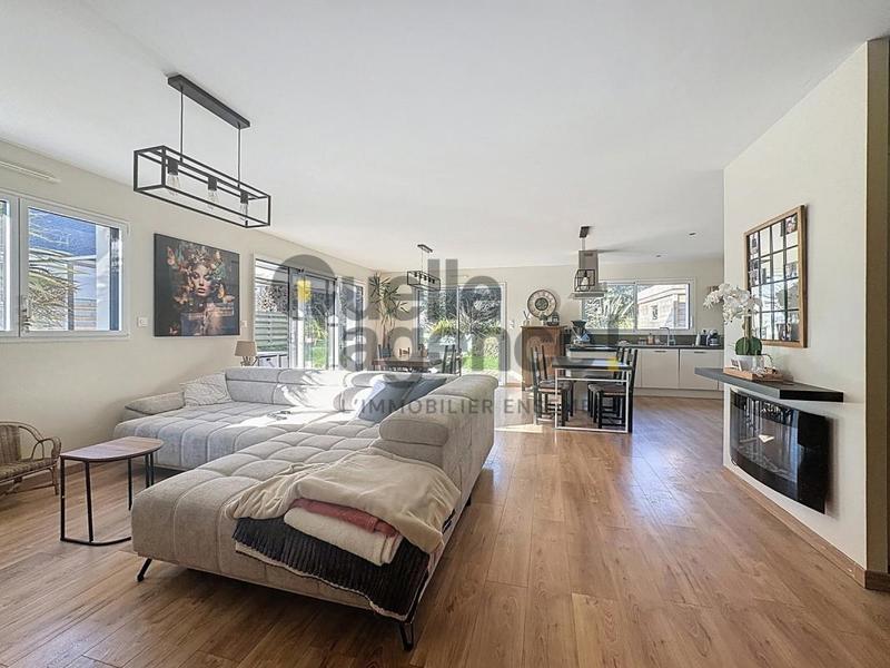 Maison - 128 m² - 5 pièces