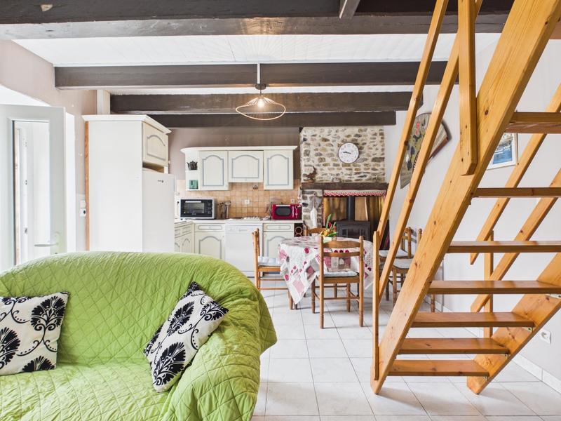 Maison - 170 m² - 8 pièces