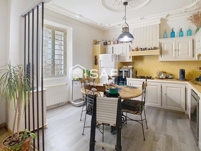 Maison - 80 m² - 5 pièces