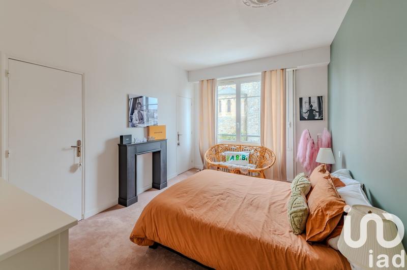 Maison de ville - 220 m² - 9 pièces