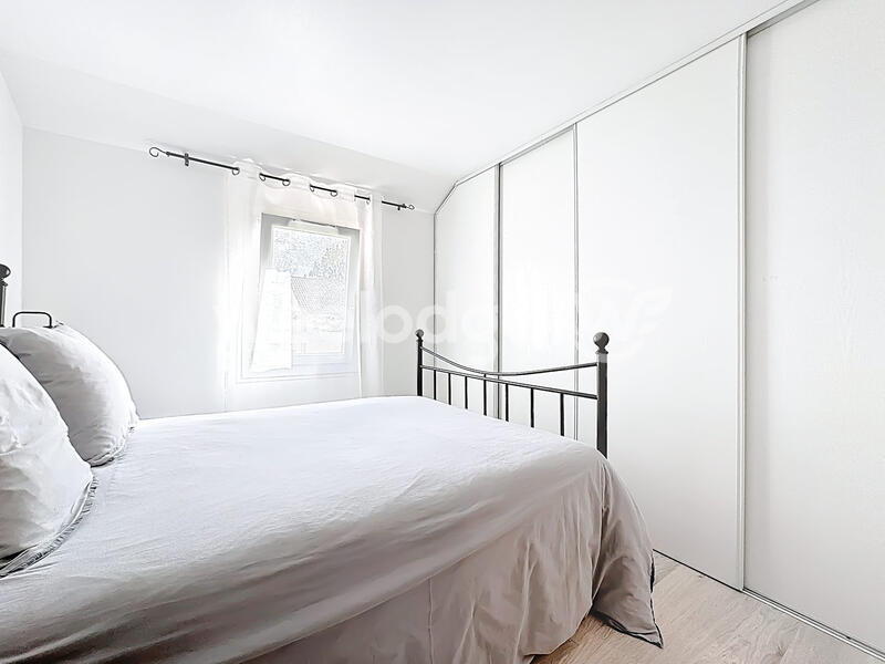 Maison traditionnelle - 83 m² - 4 pièces