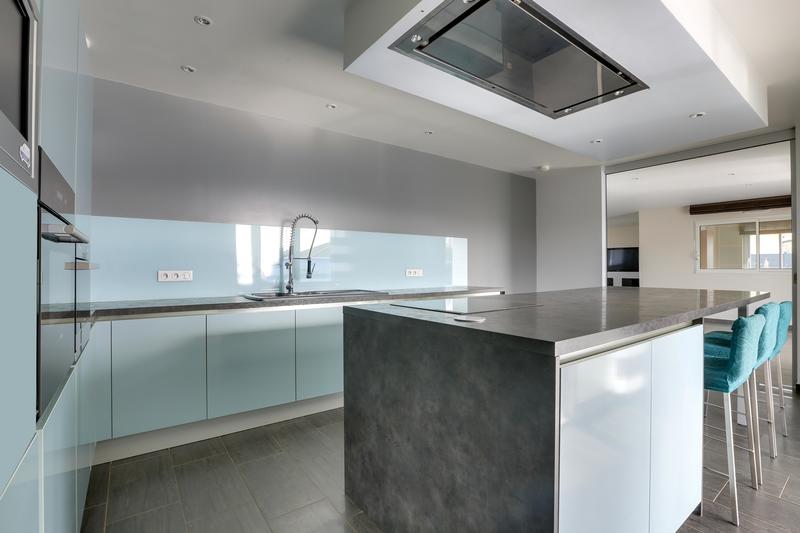 Maison - 210 m² - 7 pièces