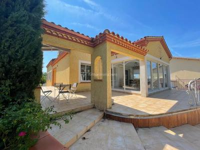 Maison - 310 m² - 11 pièces