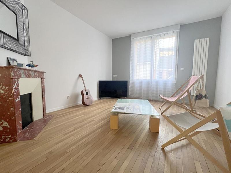 Maison - 122 m² - 6 pièces