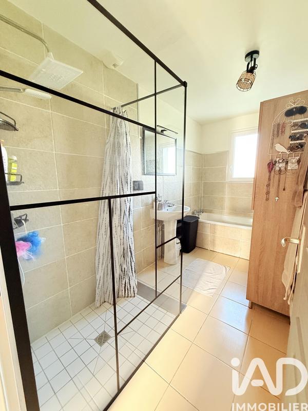 Maison - 104 m² - 6 pièces