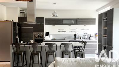 Appartement - 104 m² - 5 pièces