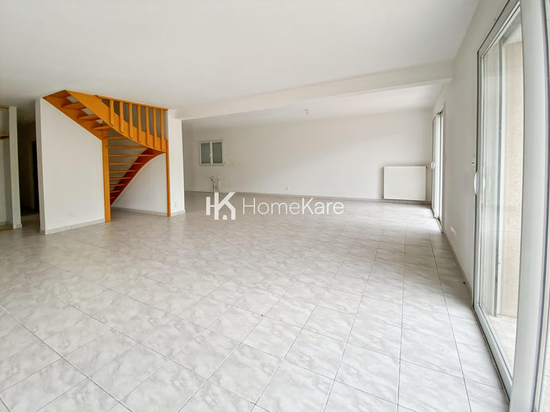 Maison - 160 m² - 6 pièces