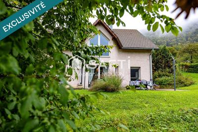 Maison - 138 m² - 7 pièces