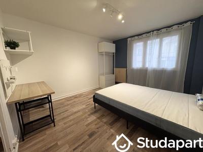 Chambre - 11 m² - 1 pièce