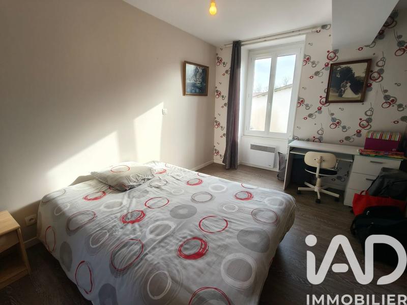 Maison - 211 m² - 8 pièces