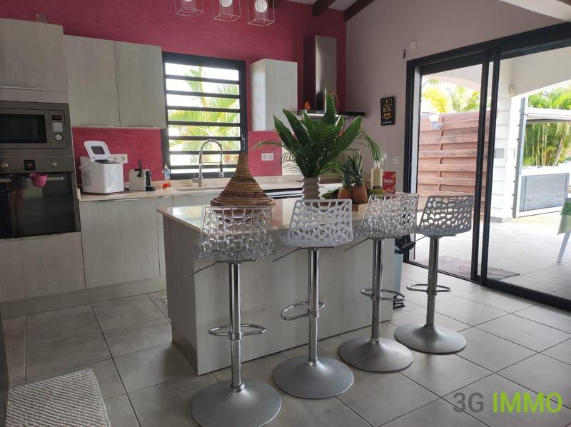 Villa - 192 m² - 8 pièces