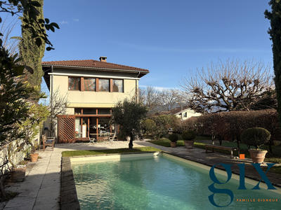 Maison - 170 m² - 7 pièces