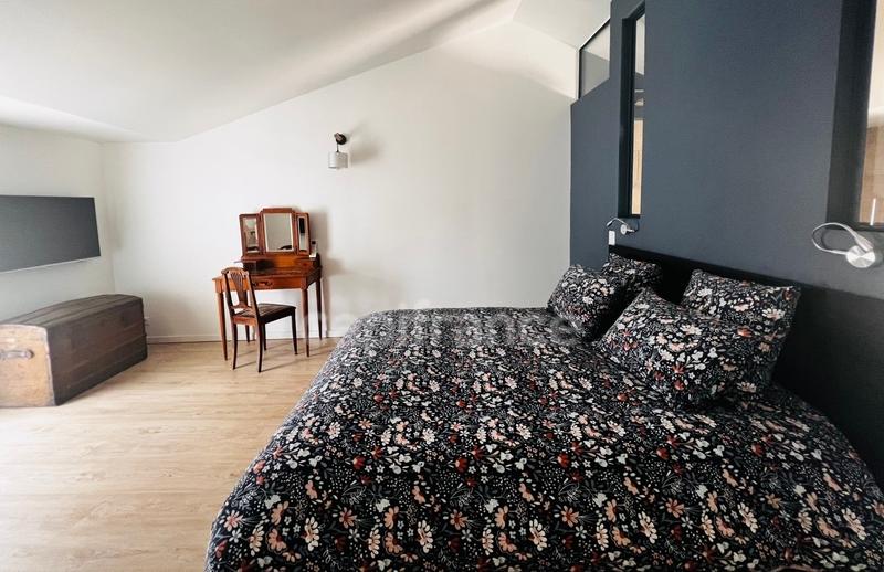 Propriété - 590 m² - 20 pièces