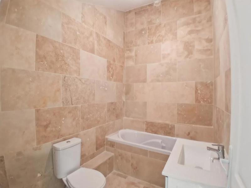 Maison - 536 m² - 6 pièces