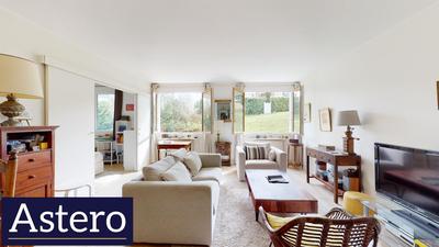 Appartement - 80 m² - 4 pièces