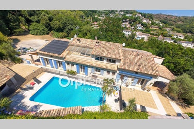 Villa - 149 m² - 6 pièces