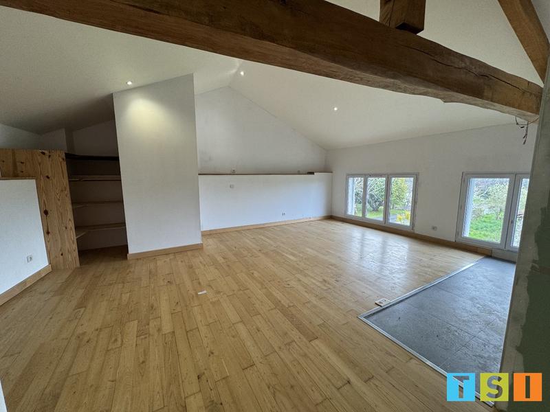 Maison - 182 m² - 5 pièces