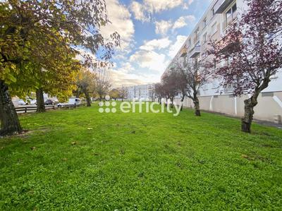 Appartement - 67 m² - 4 pièces