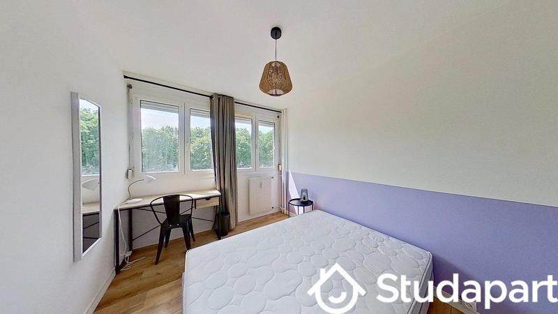 Chambre - 86 m² - 1 pièce