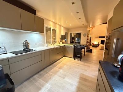 Villa - 166 m² - 6 pièces