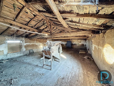 Maison ancienne - 181 m² - 5 pièces