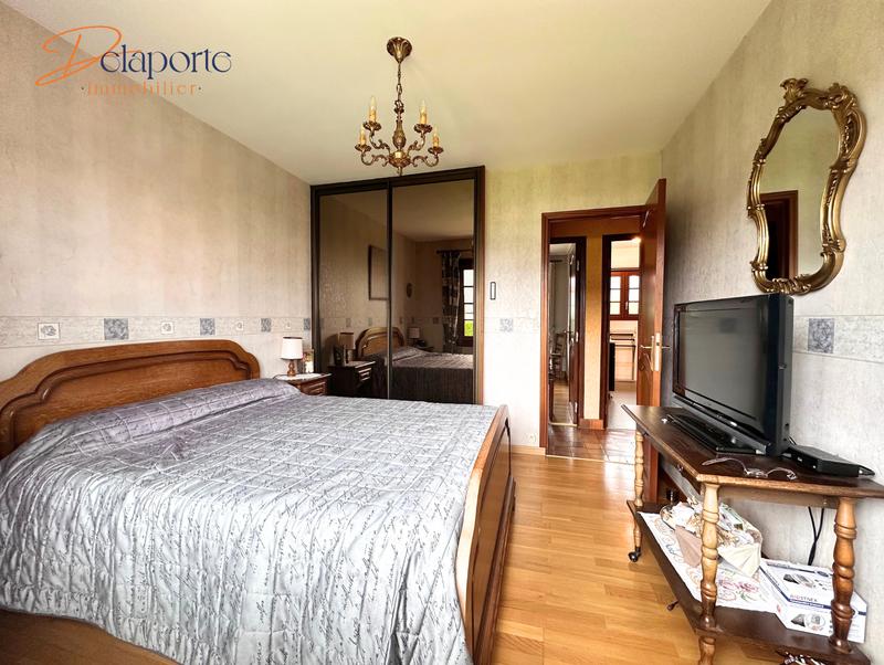 Maison - 122 m² - 6 pièces