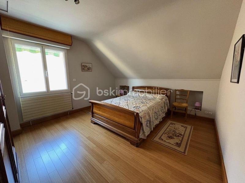 Maison d'architecte - 251 m² - 9 pièces