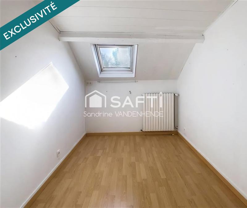 Maison - 181 m² - 10 pièces