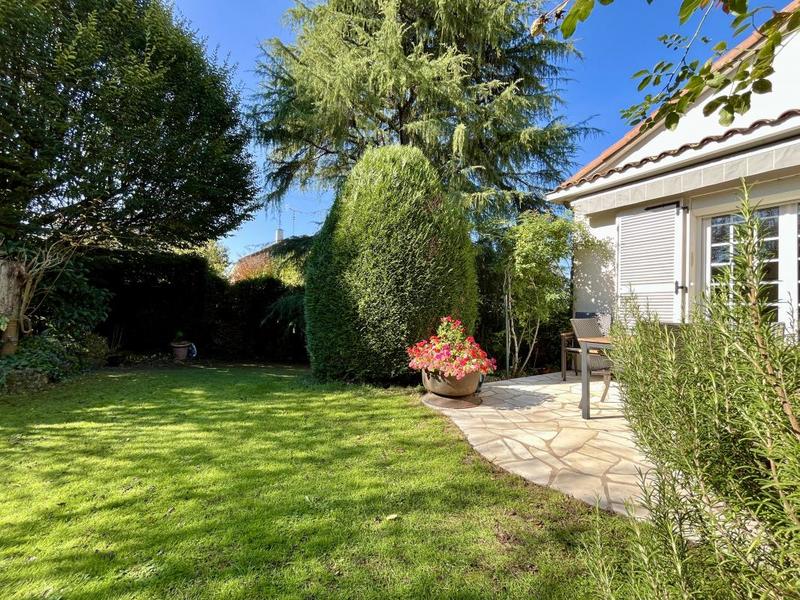 Maison - 151 m² - 6 pièces